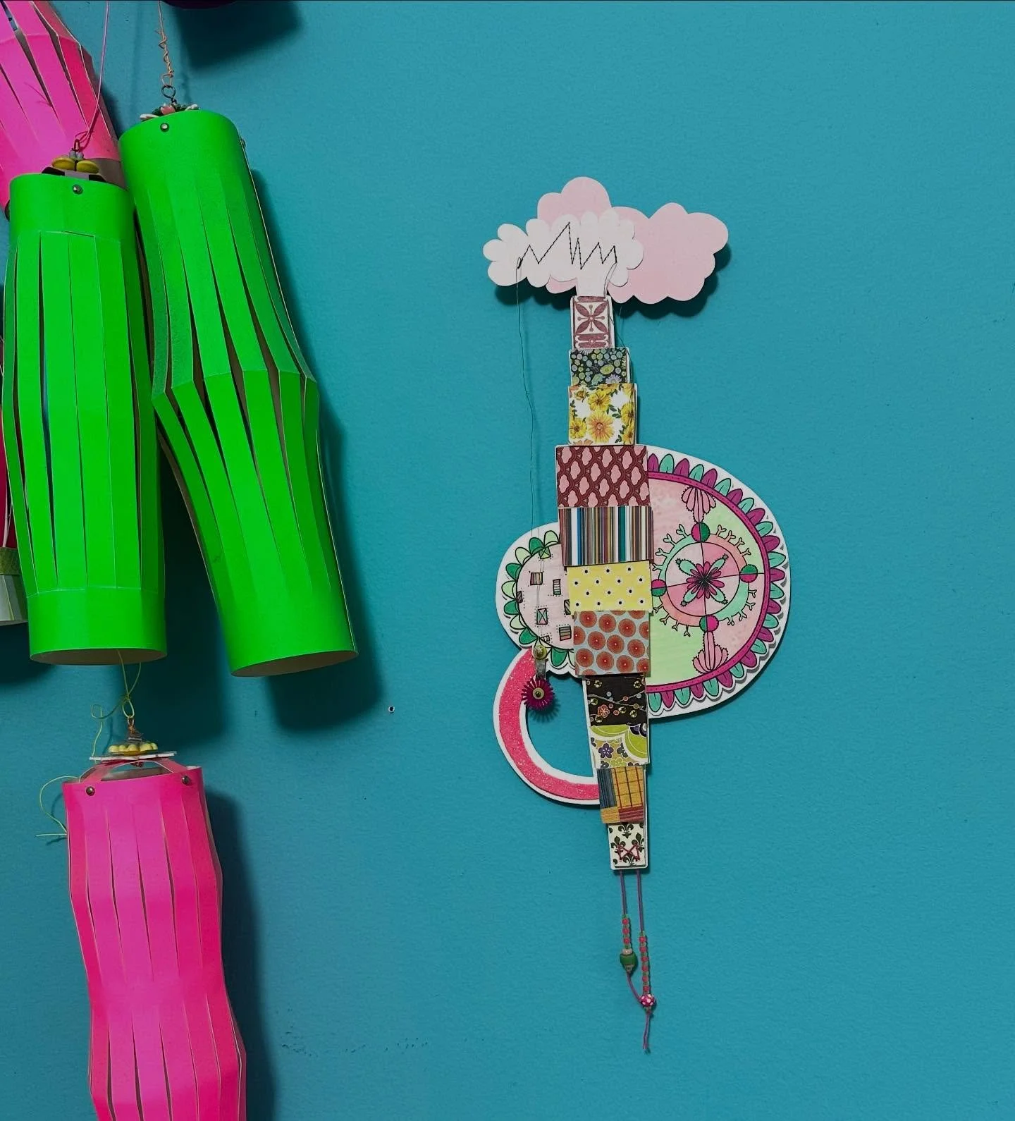 Hi there! Well well well, I have been thinking a lot about the most direct way to express myself artistically. How can I get out what I need to get out in the most liberating and immediate way. Does that make sense? To that end, here is a new piece. 