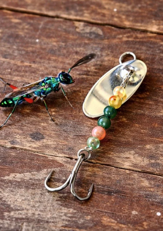 Jewel Wasp-6 Bead Lure