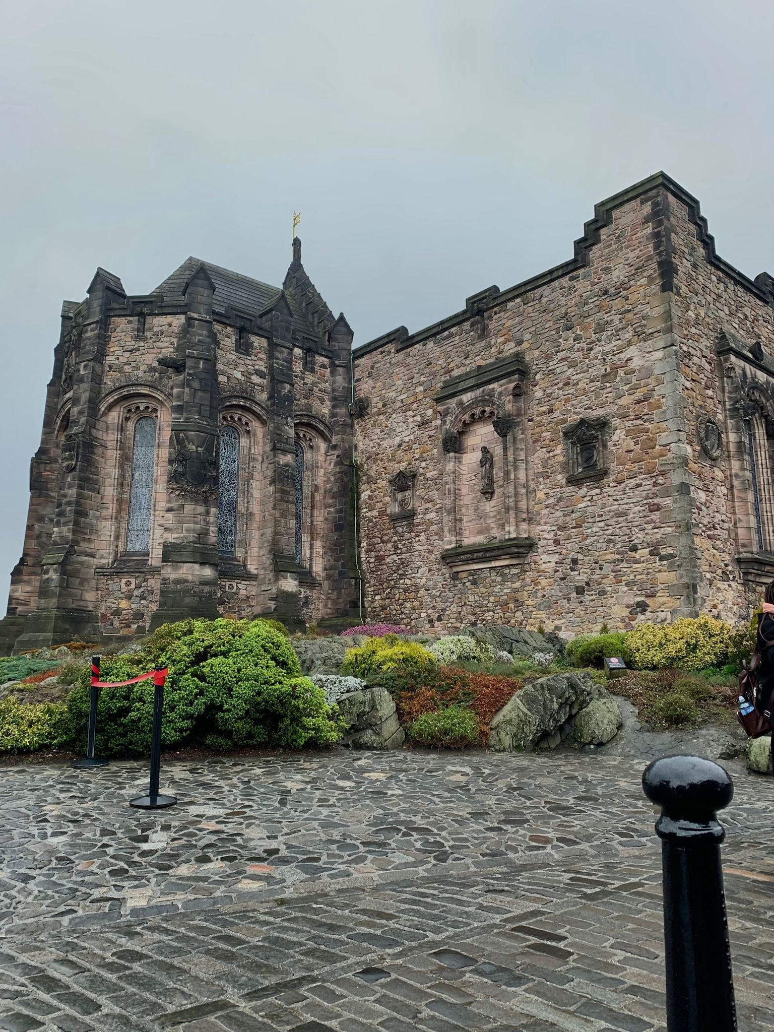 Stone Sediment, Living Memory: The Architecture of Edinburgh Castle ...