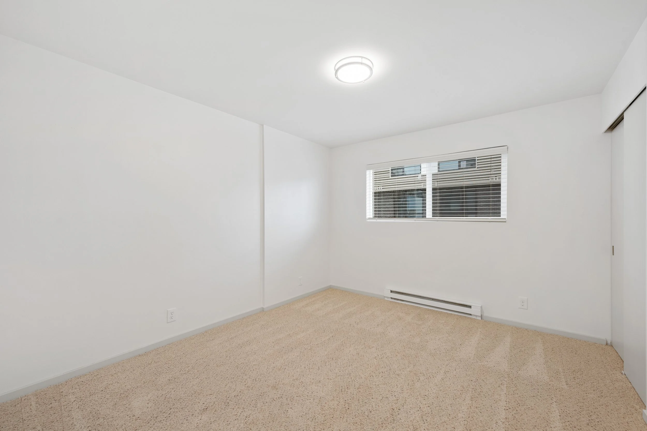 17-320 W Republican St 1-6-26-17.jpg