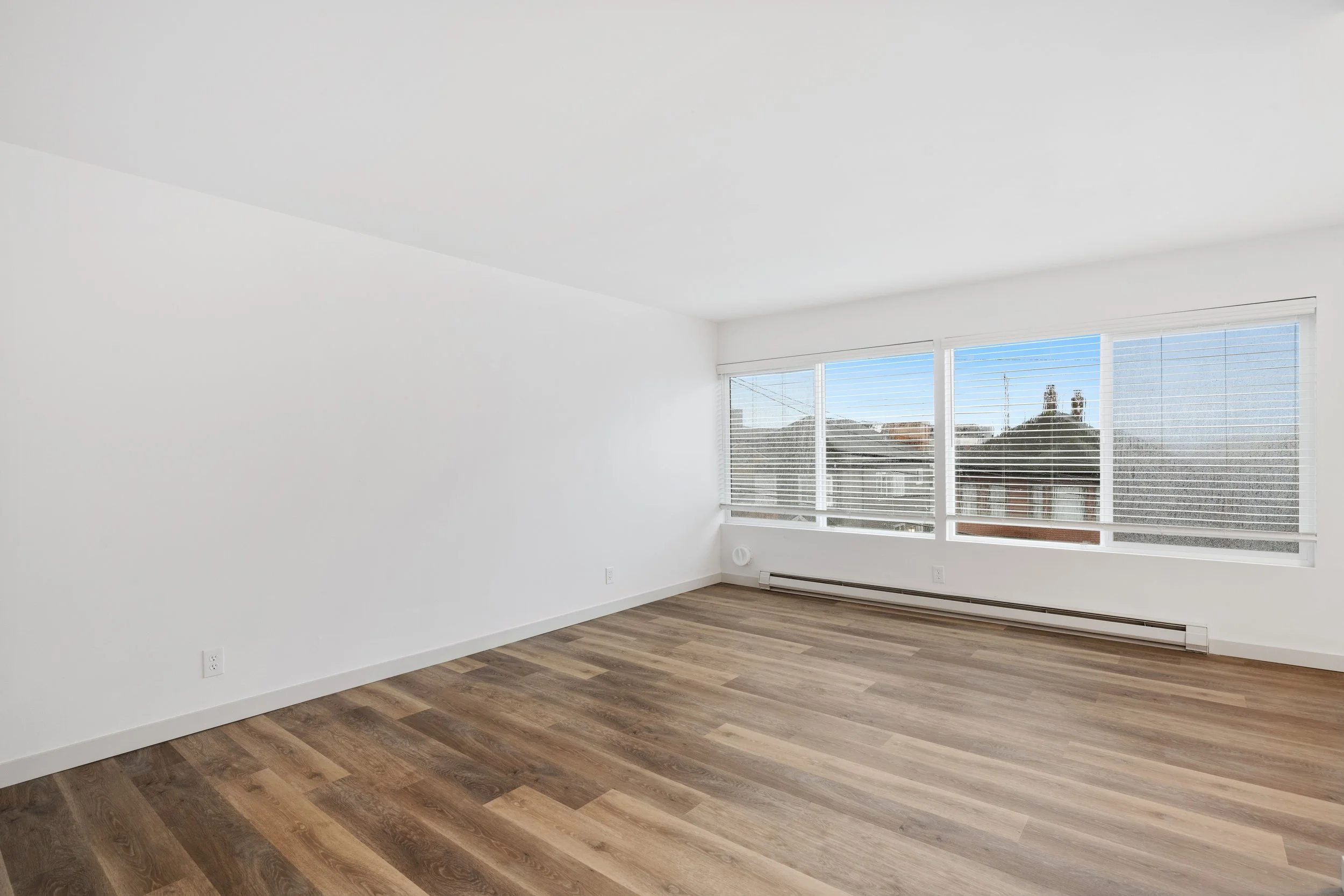 22-320 W Republican St 1-6-26-22.jpg