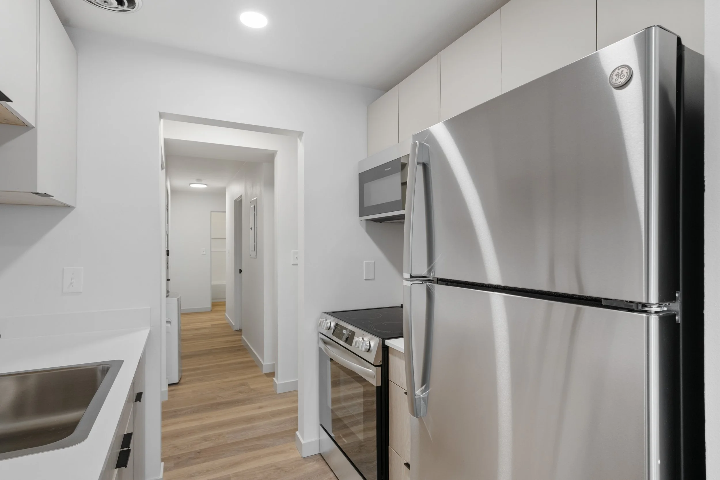 29-320 W Republican St 1-6-26-29.jpg