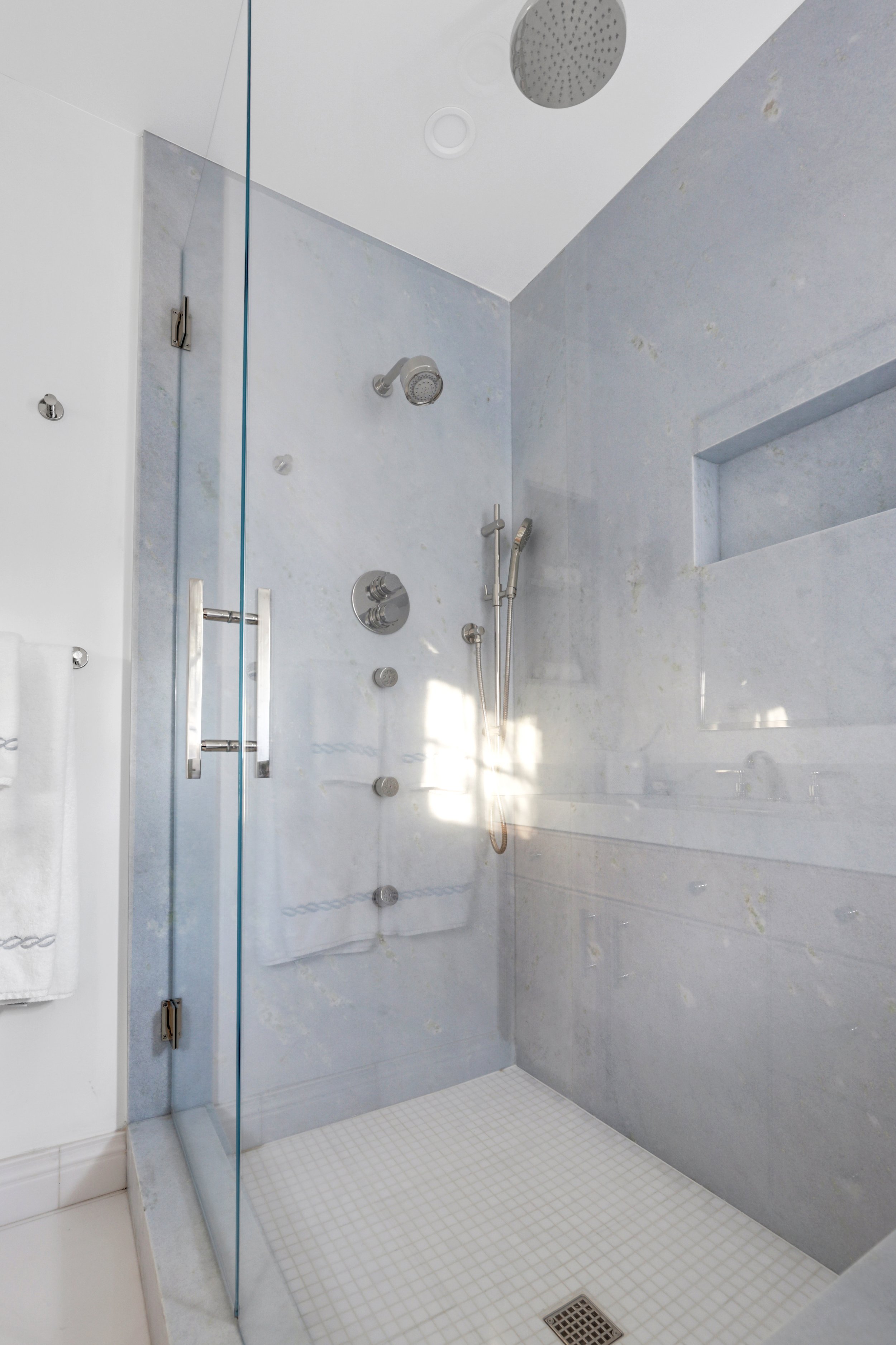Primary Bathroom
Photos by Michelle Levante