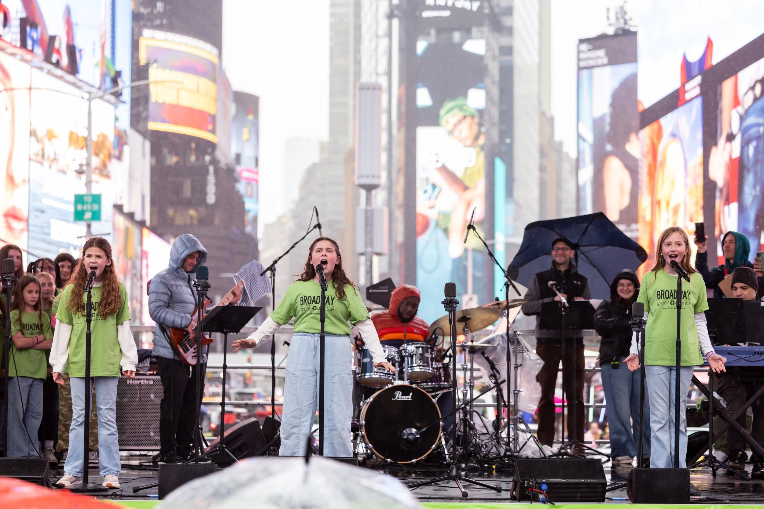 BroadwayCelebratesEarthDay-2026-MichaelHullPhoto-247.jpg