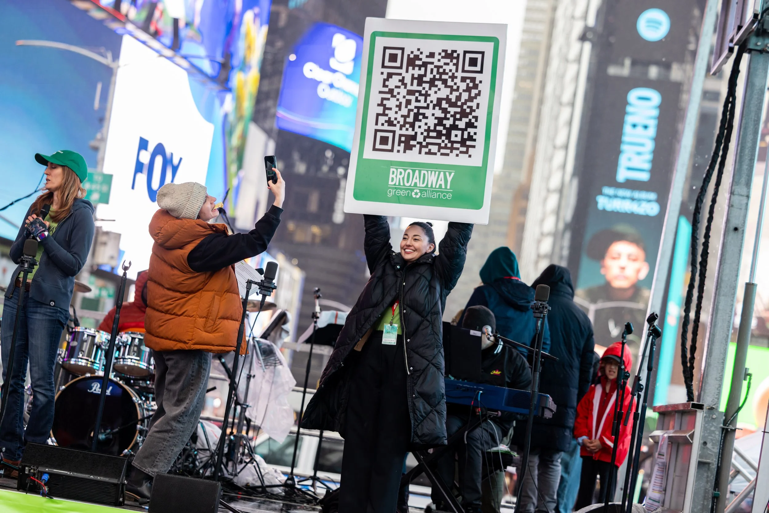BroadwayCelebratesEarthDay-2026-MichaelHullPhoto-273.jpg