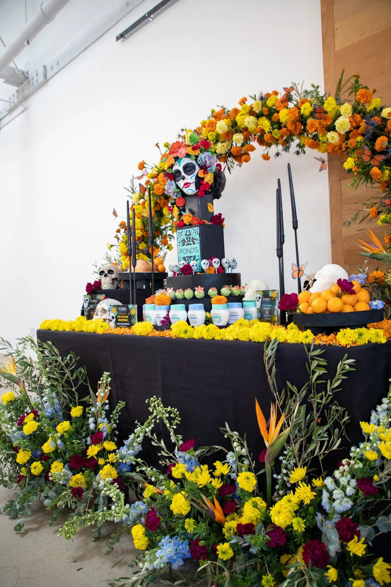 Ponds Dia De Los Muertos Experiential Marketing Flower Activation
