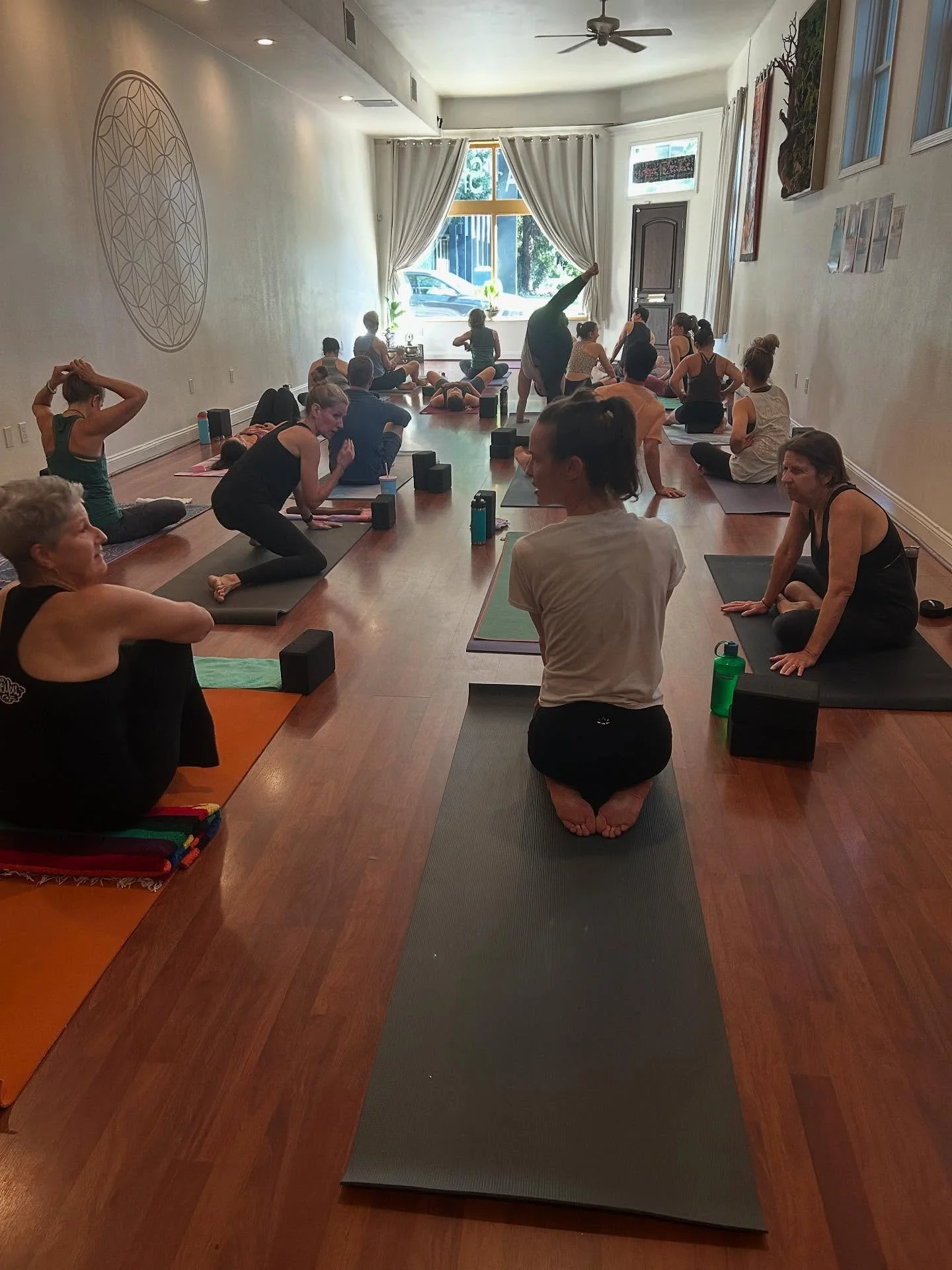 Yoga is 99% practice, 1% theory 💥. I asked my friend recently what he wanted for his birthday, he said, I don&rsquo;t want a gift I want an experience. I thought to myself isn&rsquo;t that what we all want !!! 🤸🏾&zwj;♀️

We&rsquo;ve got so many am