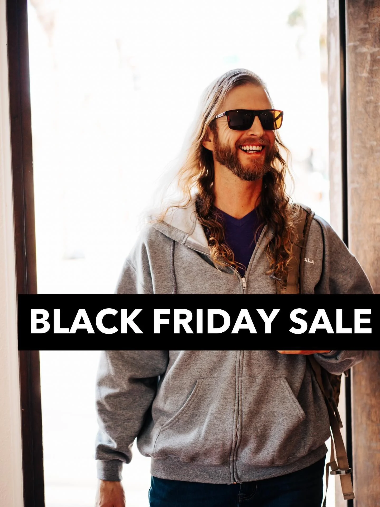 ⚡️BLACK FRIDAY SALE🎄🎉

💥10 class pass + 2 bonus classes 
💥5 class pass + 1 bonus class 
💥Annual Membership ONLY $1145 ($100 savings)

Grab your savings + support small business this holiday season 💝 Nov 28- 30

#yoga #feelsgood #buylocal