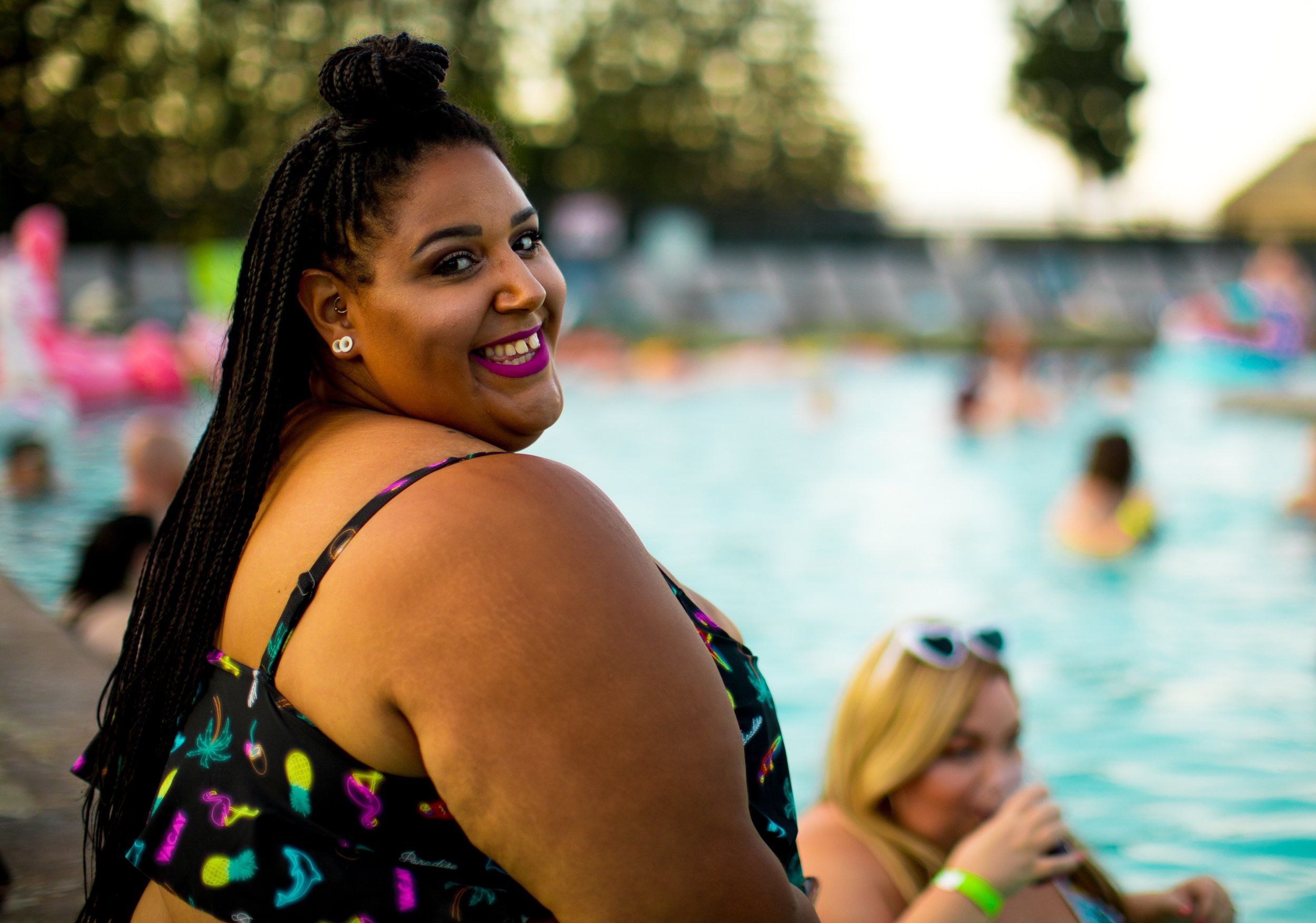 woman with dark hair discussing body image therapy in florida