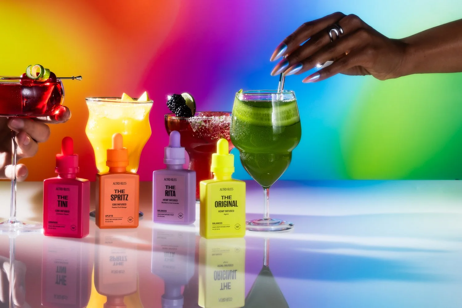 ALTRD BLISS_HHD_2A_COCKTAIL GROUP_HANDS7266-Edit.jpg