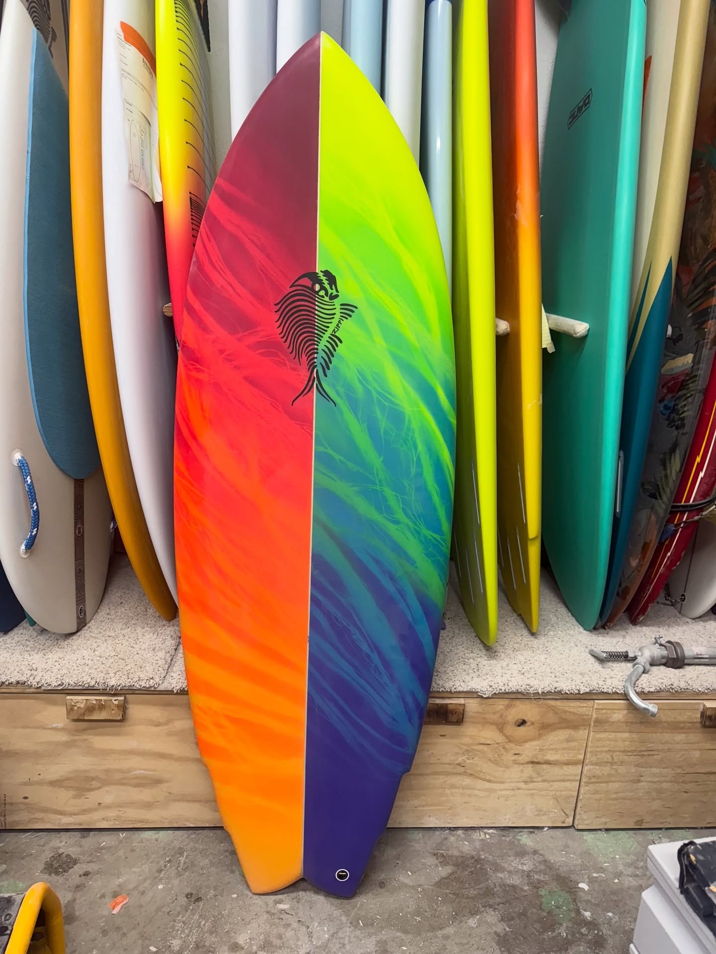 Zippi Heat Seeking Missile V2 
5&rsquo;3&rdquo; Custom order for @mb_in_hb art by @soudersprays