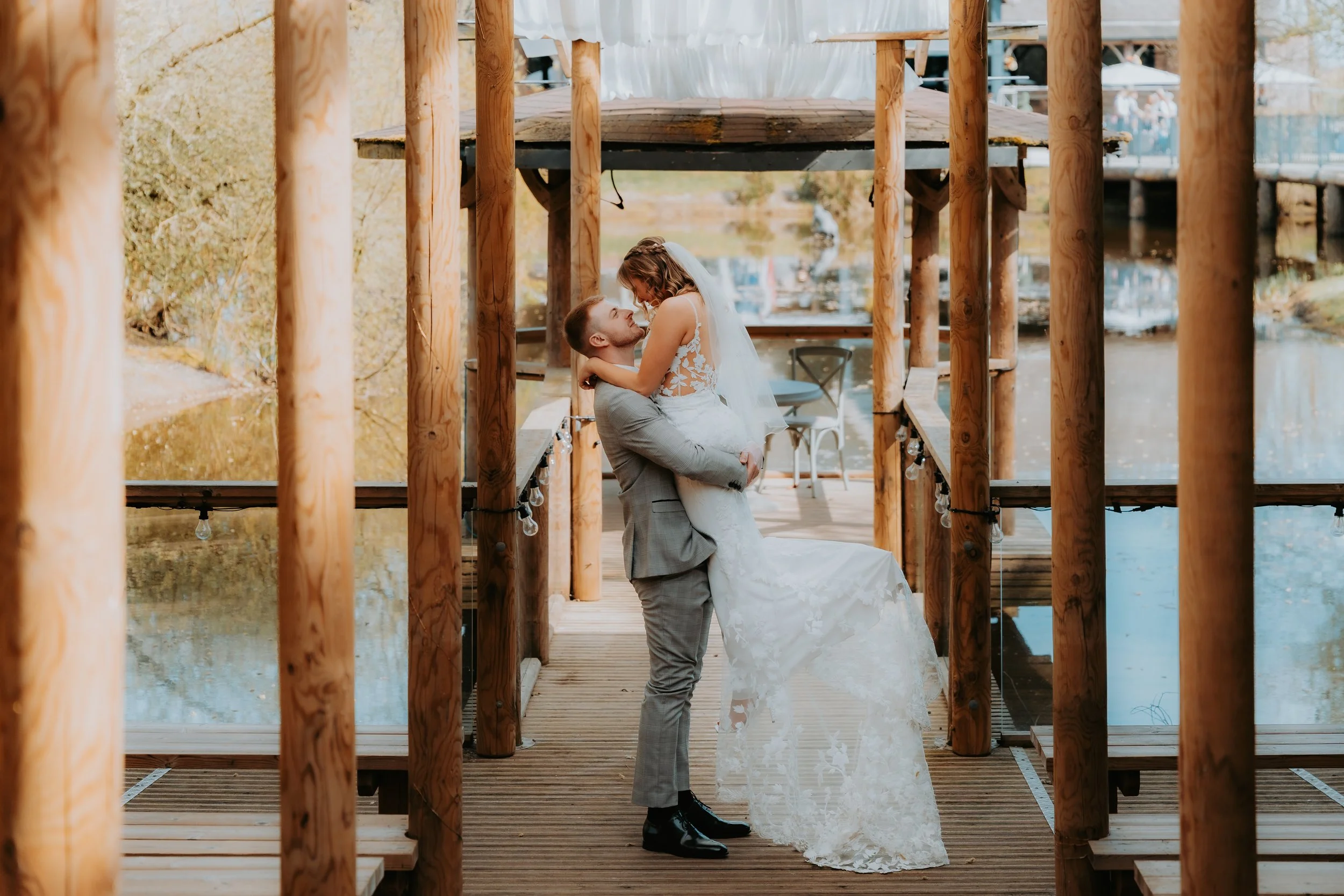 Lauren & Oli-24.jpg