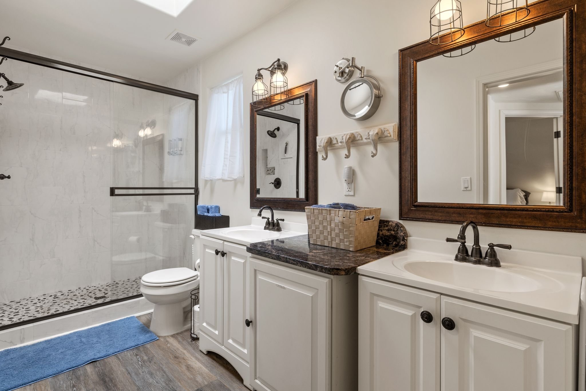154-Bathroom #1.jpg