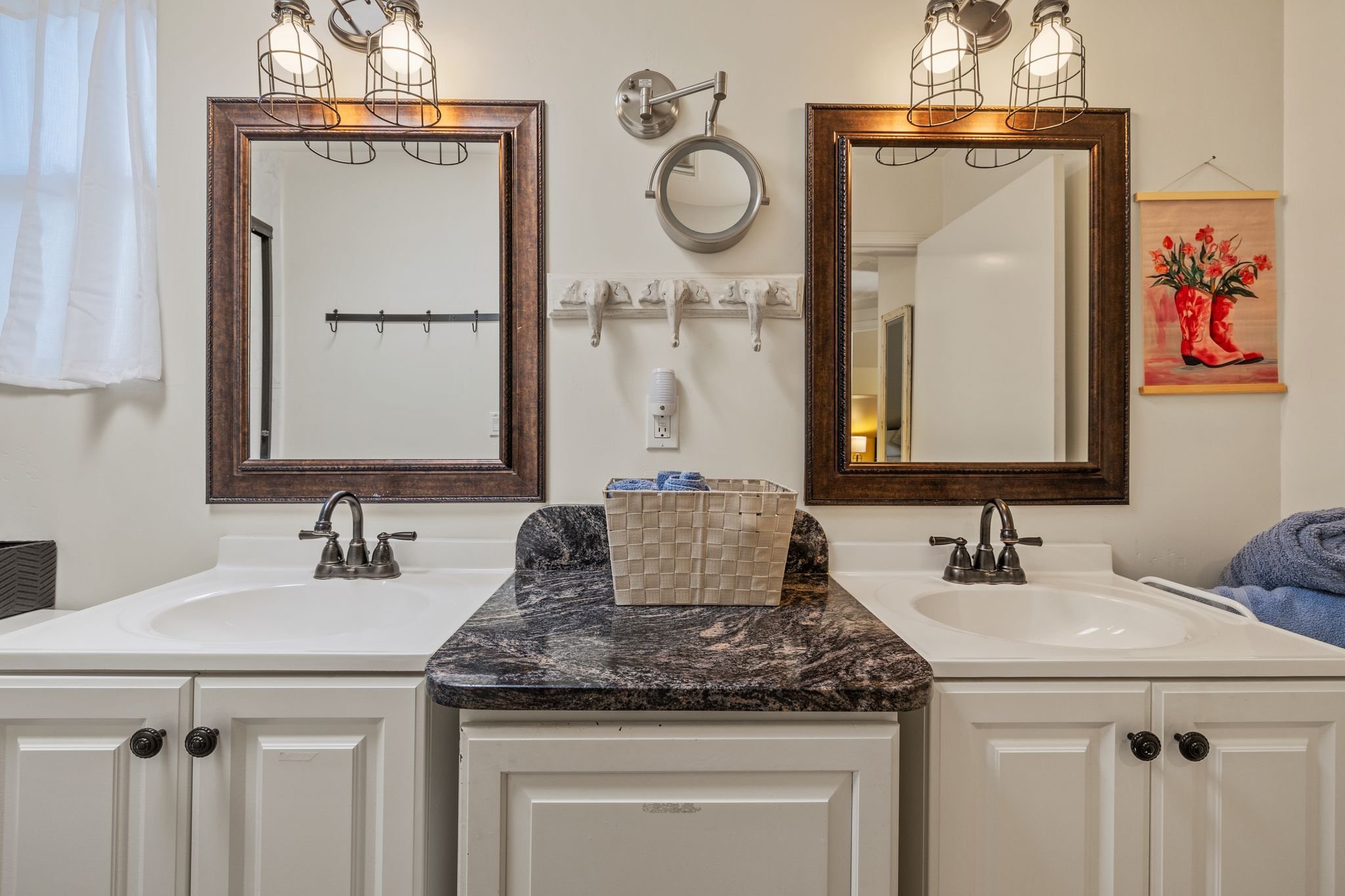 159-Bathroom #1.jpg