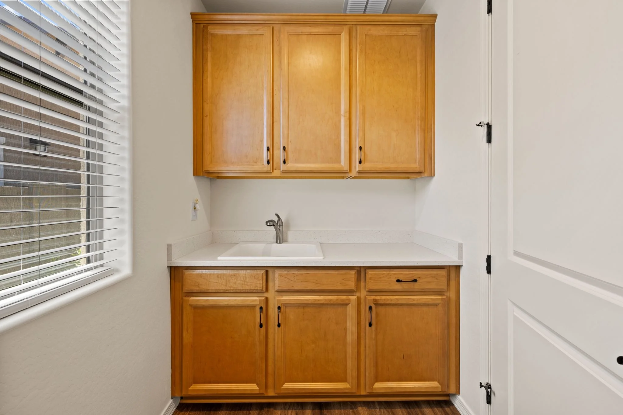 100-Laundry.jpg