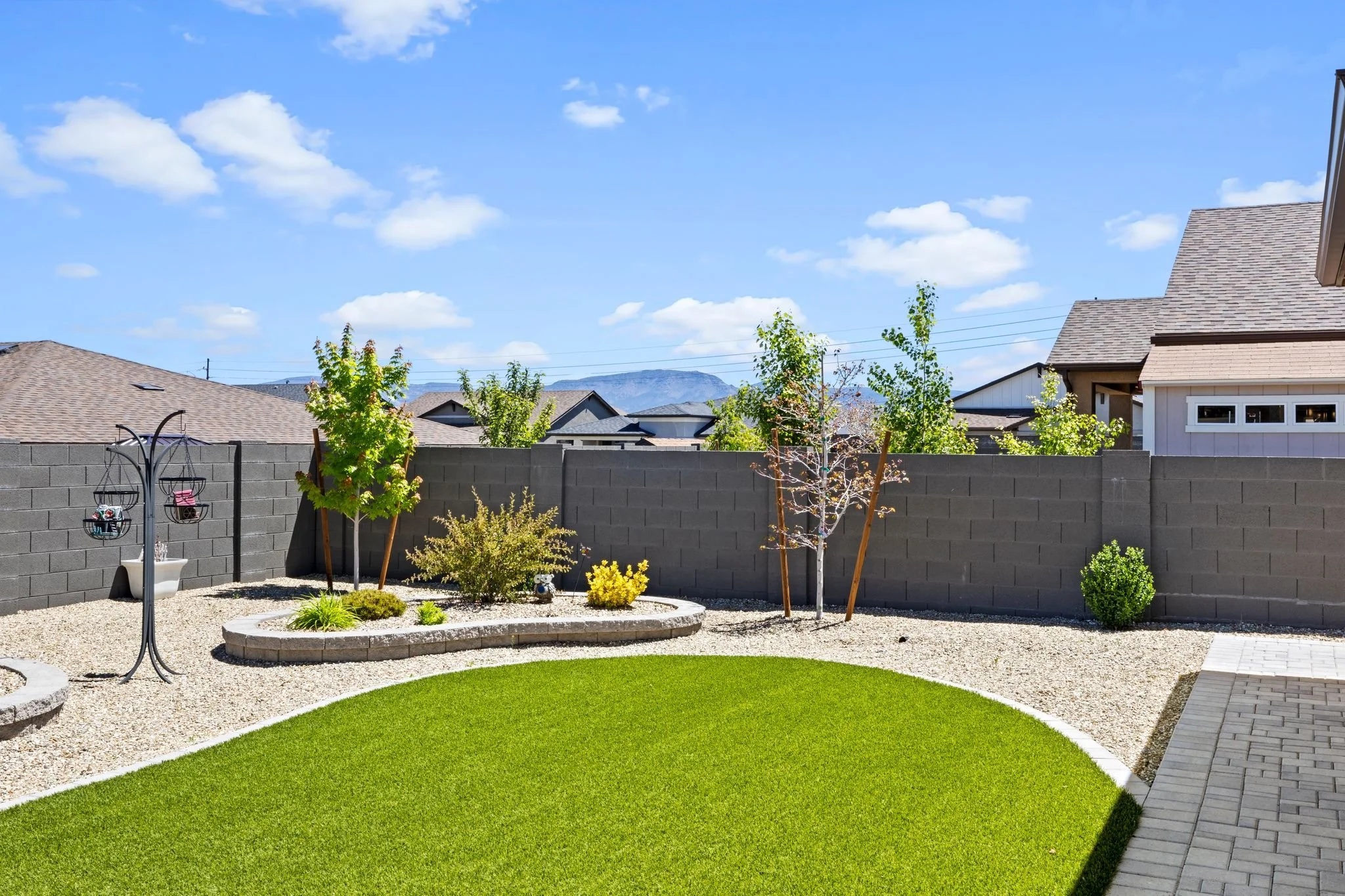 179-Backyard.jpg