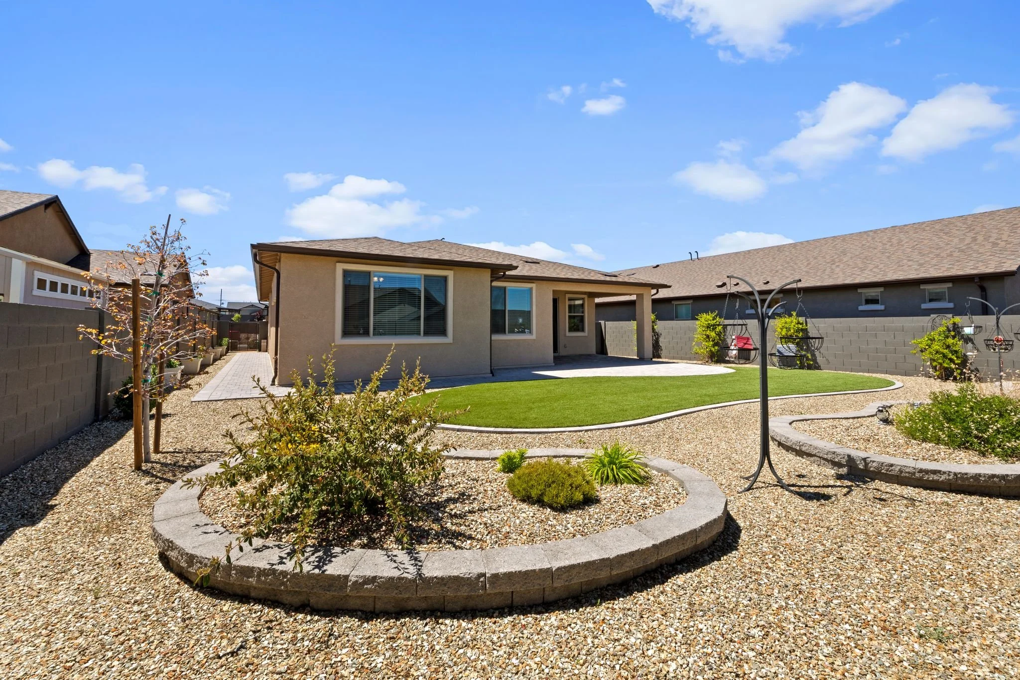194-Backyard.jpg