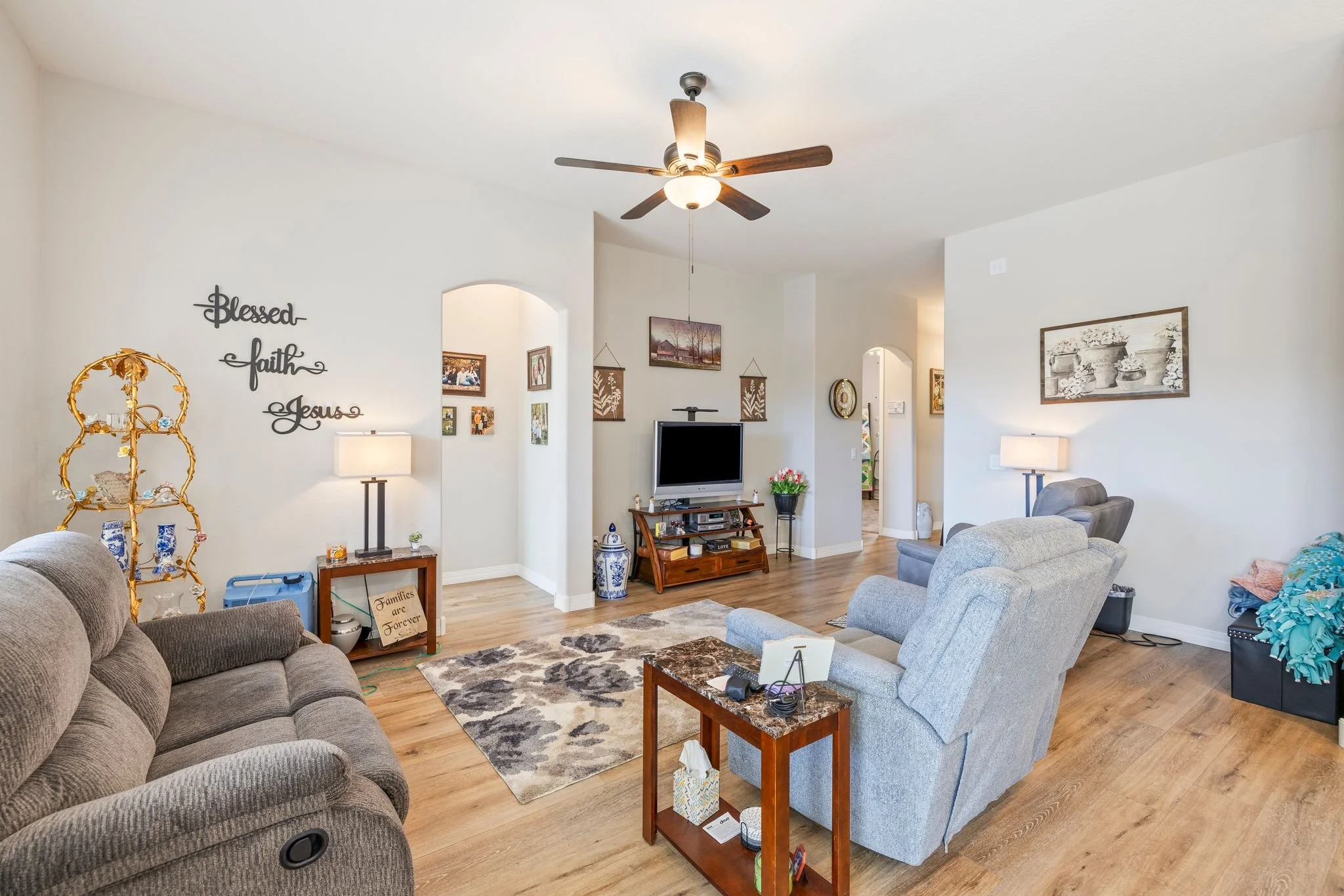 029-Living Room.jpg
