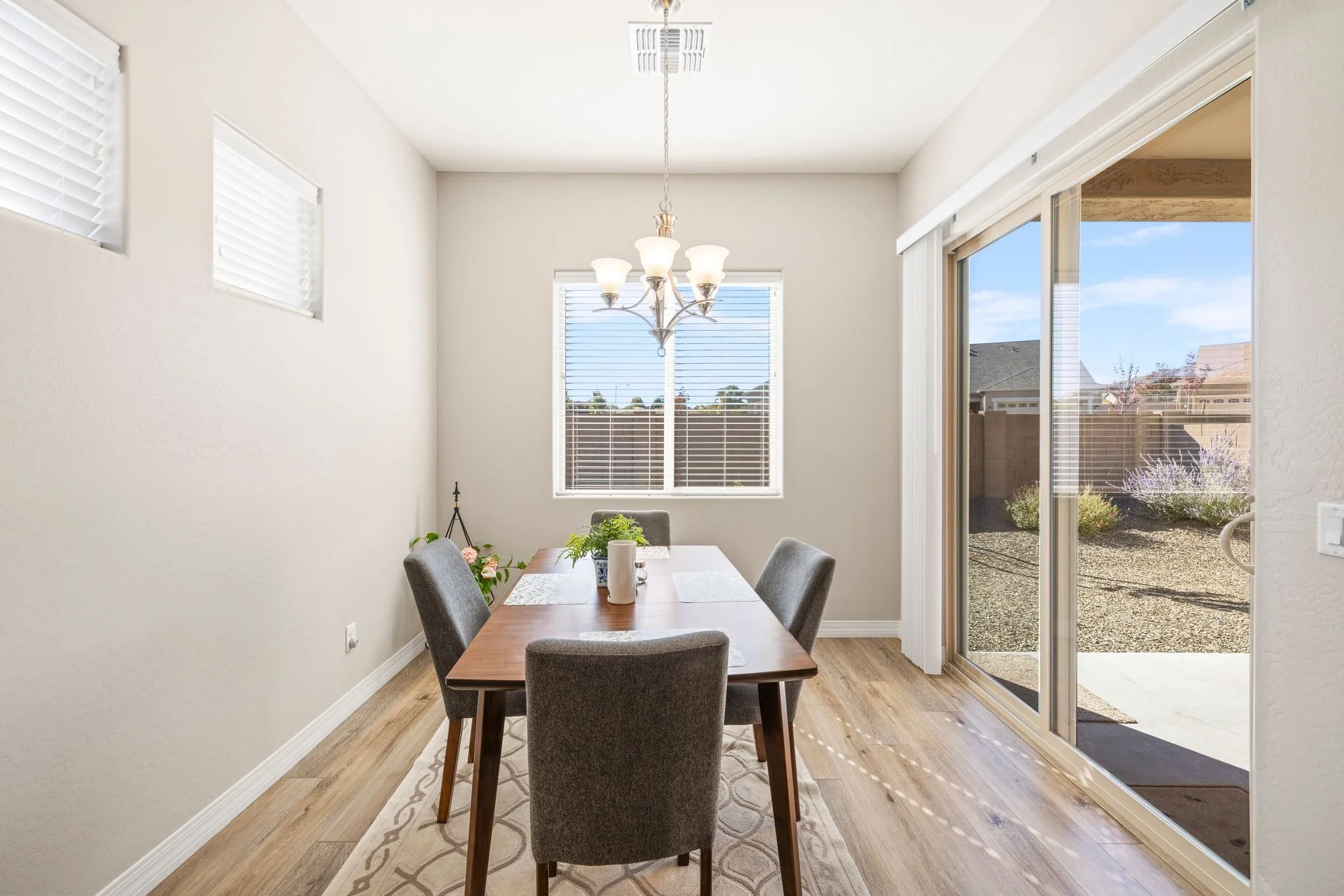 054-Dining Room.jpg