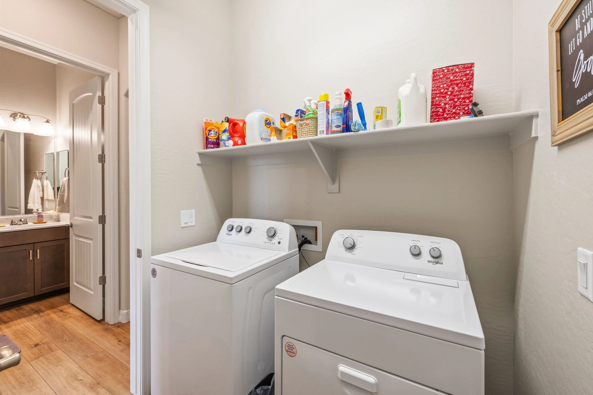 065-Laundry.jpg