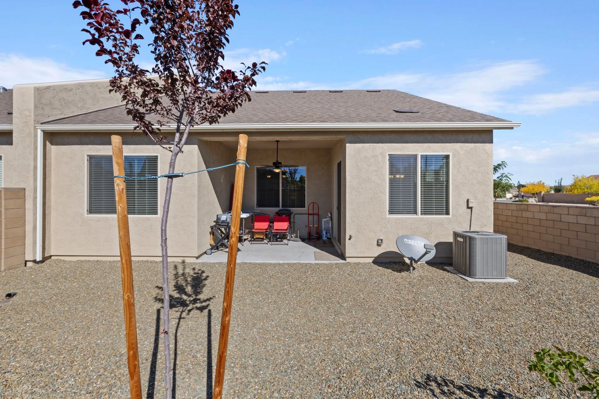 136-Backyard.jpg