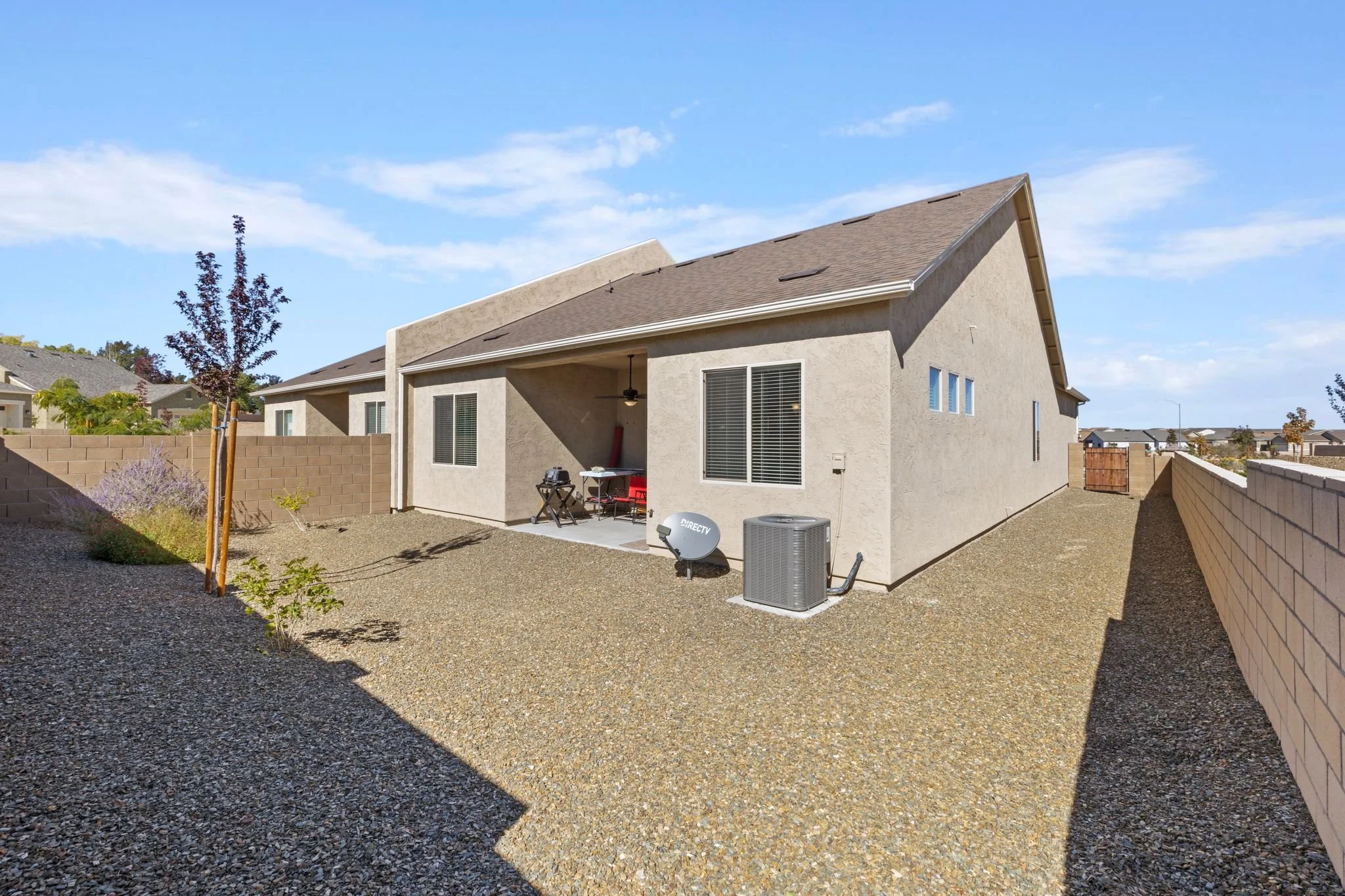 144-Backyard.jpg