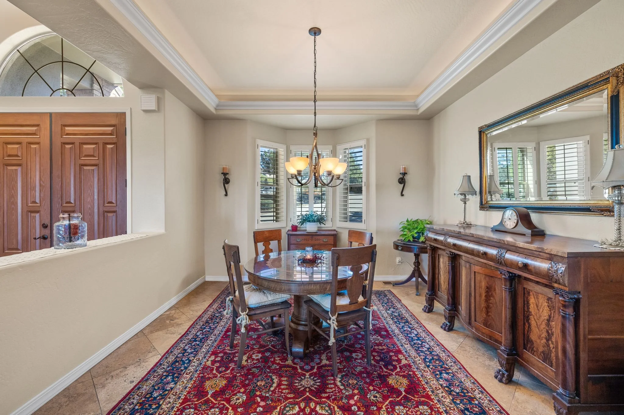 049-Dining Room.jpg
