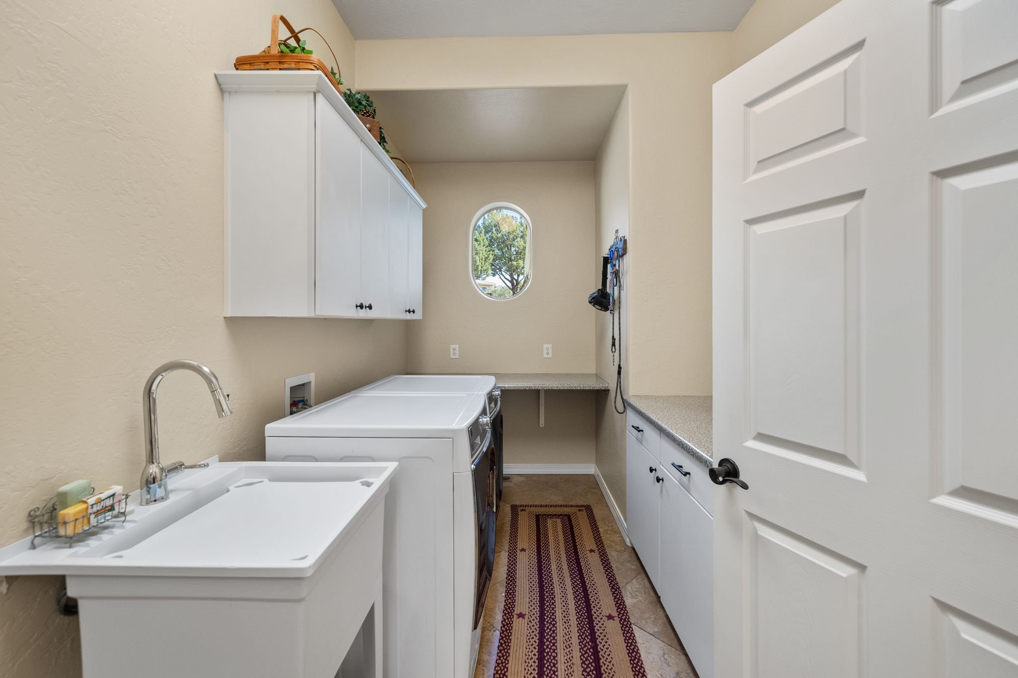 109-Laundry.jpg