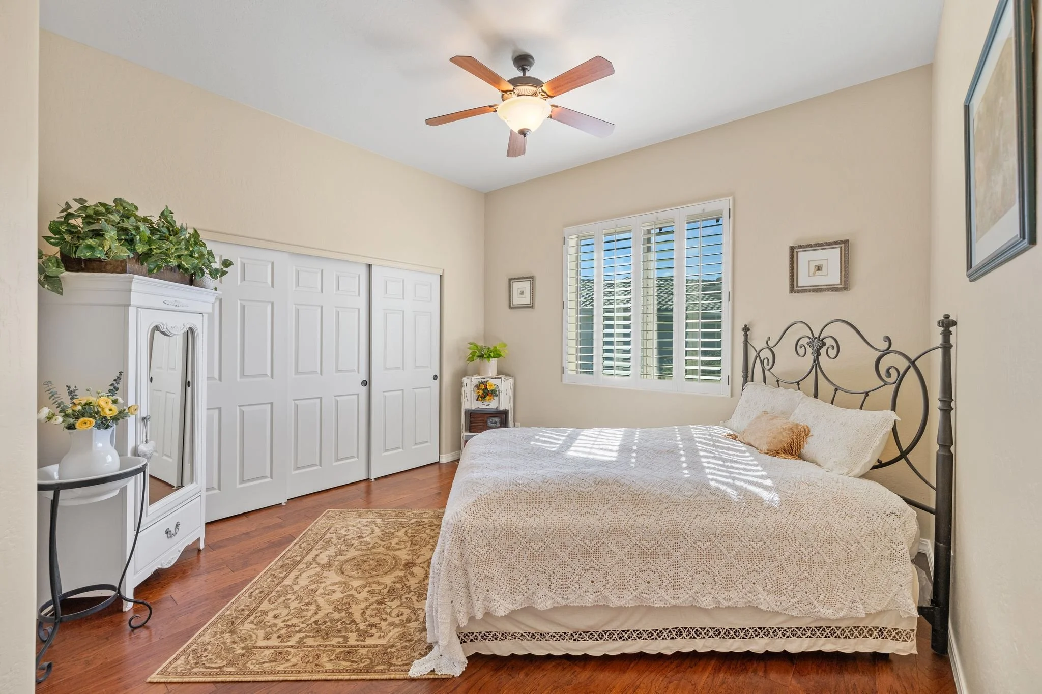 129-Bedroom #2.jpg