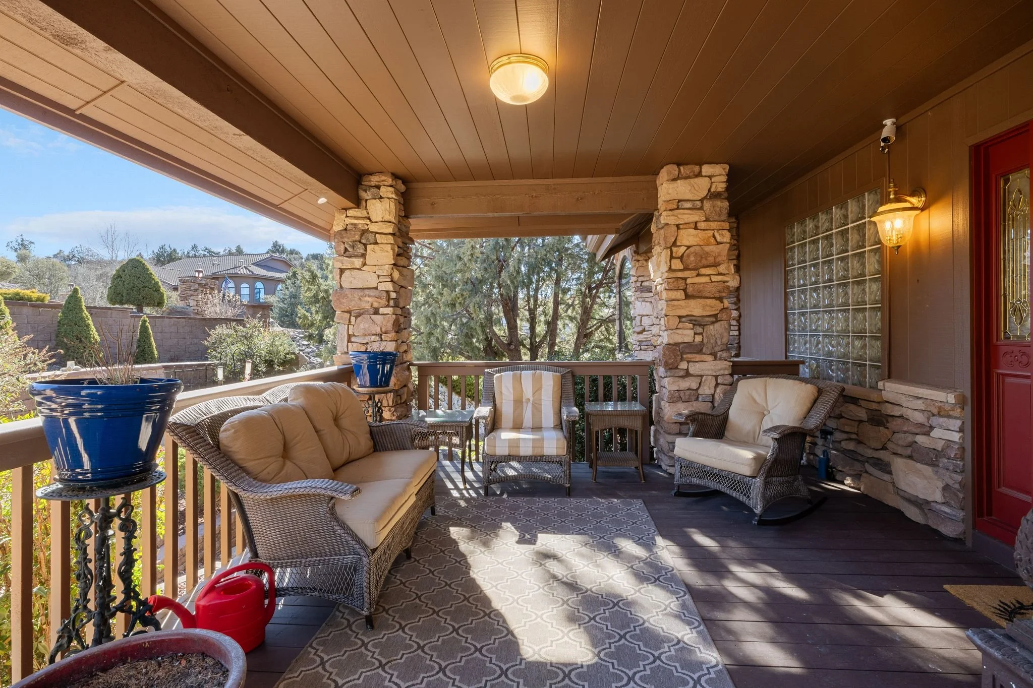 019-Front Exterior.jpg