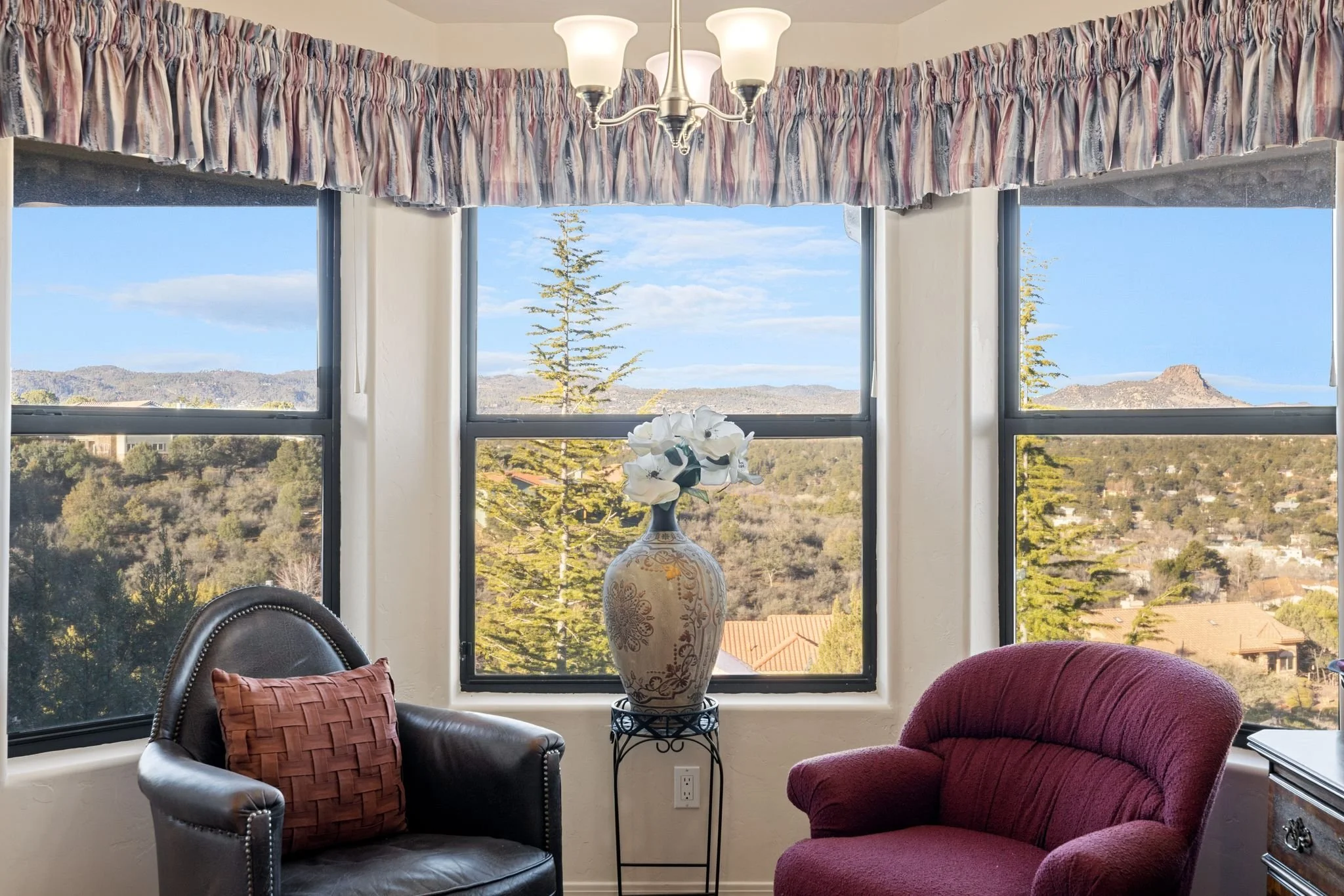 170-Primary Bedroom.jpg