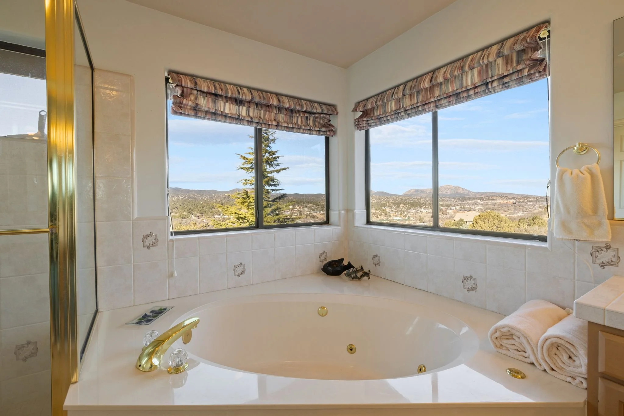 189-Primary Bathroom.jpg