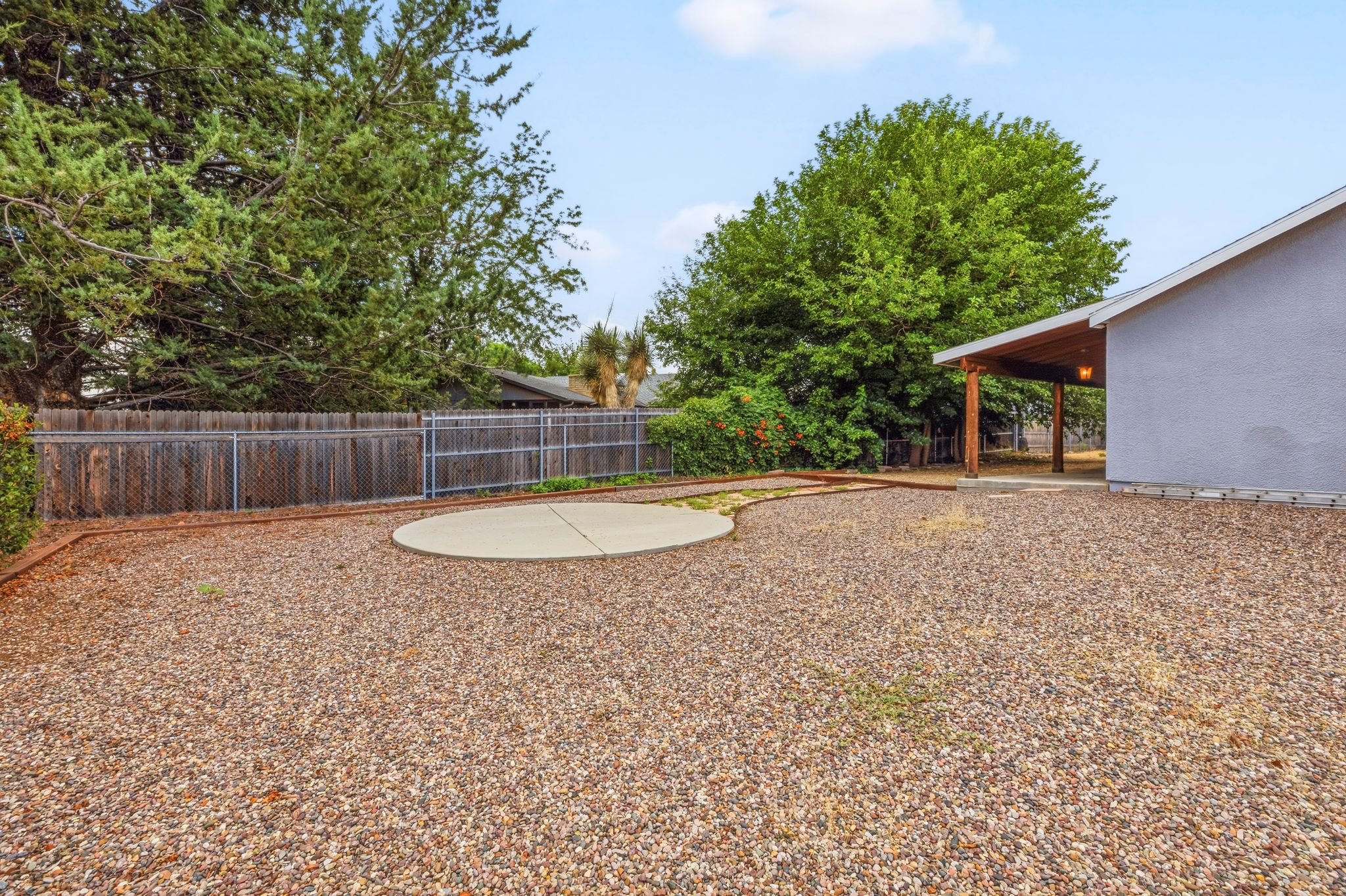 138-Backyard.jpg