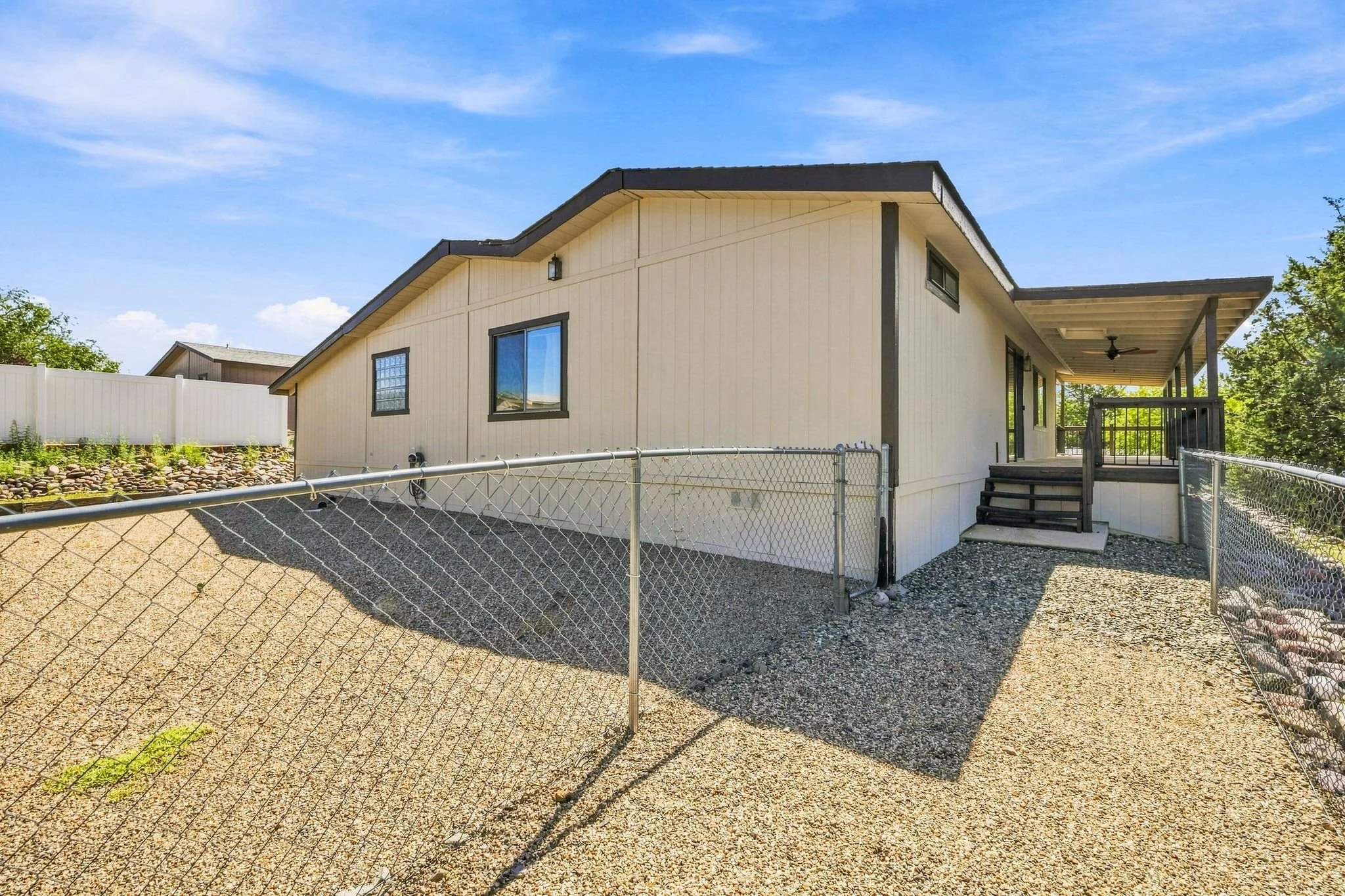 158-Backyard.jpg