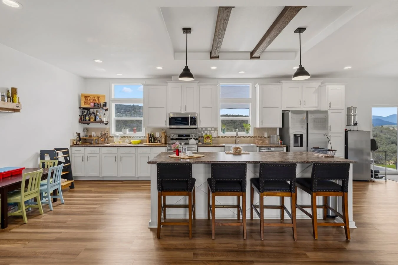 8_mls_037-Kitchen.jpg