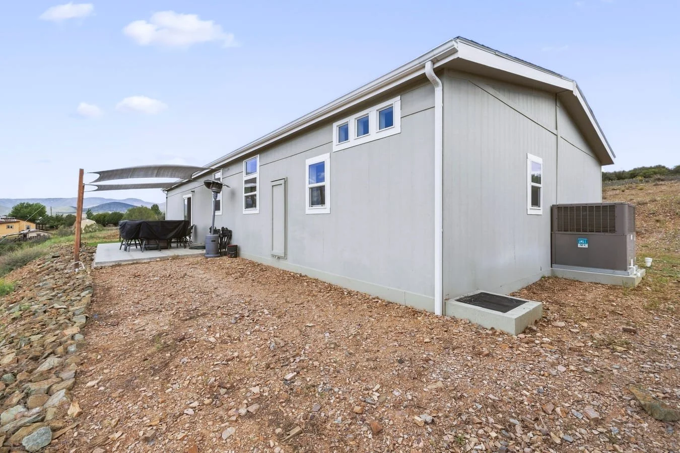 27_mls_132-Backyard.jpg