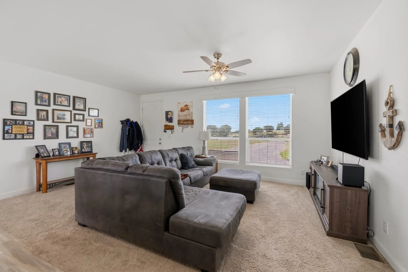 4_mls_017-Living Room.jpg