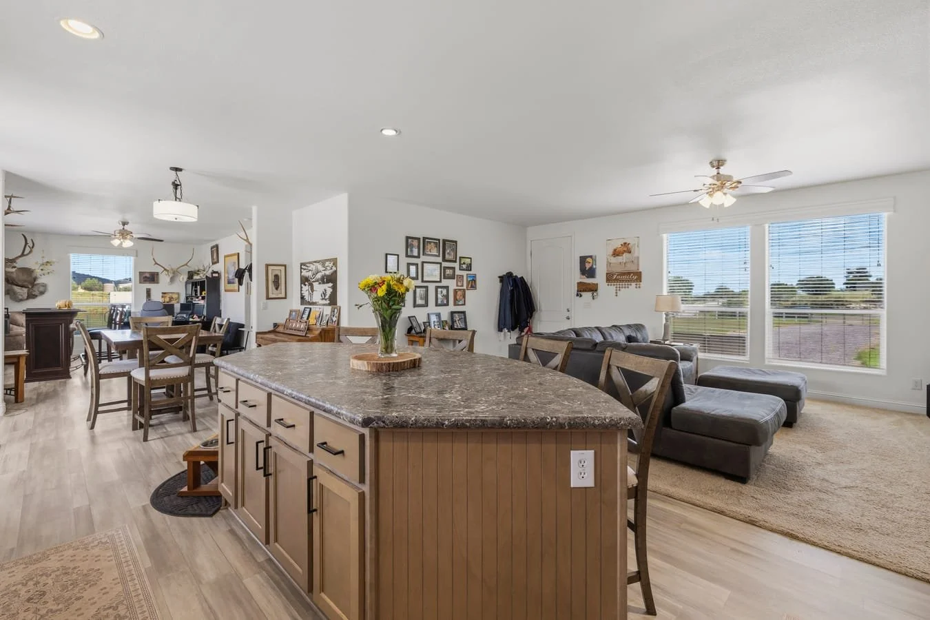 7_mls_032-Kitchen.jpg