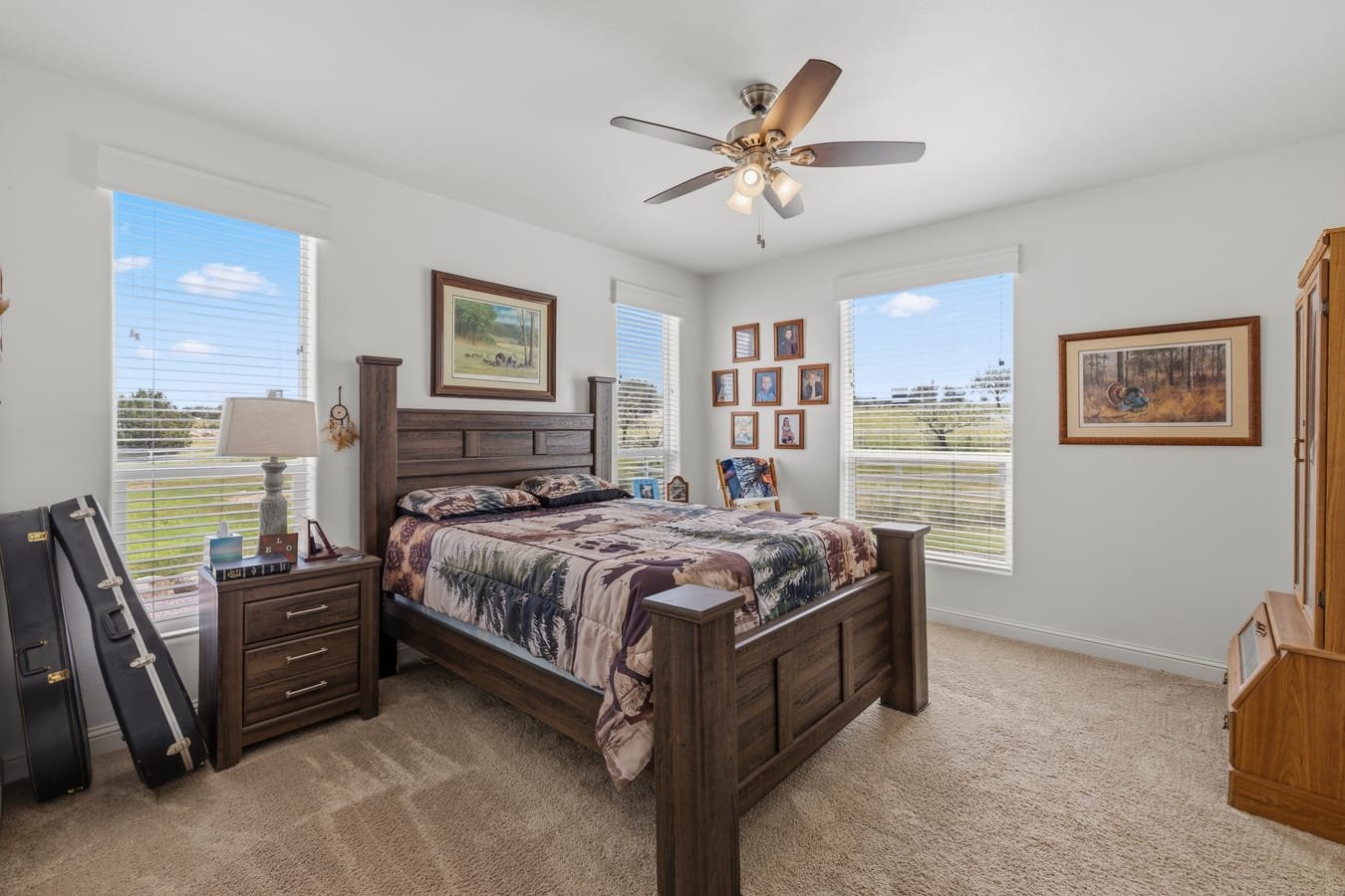 19_mls_092-Primary Bedroom.jpg