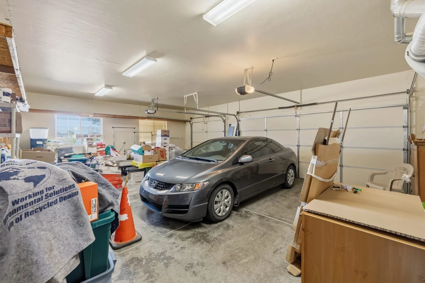 14_mls_067-Garage.jpg