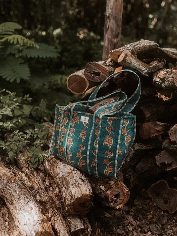 SUCH a fun collab with @morningwildflowerco 💗✨ 

This print is from the very first collection I created when I decided to truly pursue surface pattern design as my main path. It feels so special to see it brought to life through such an incredible c