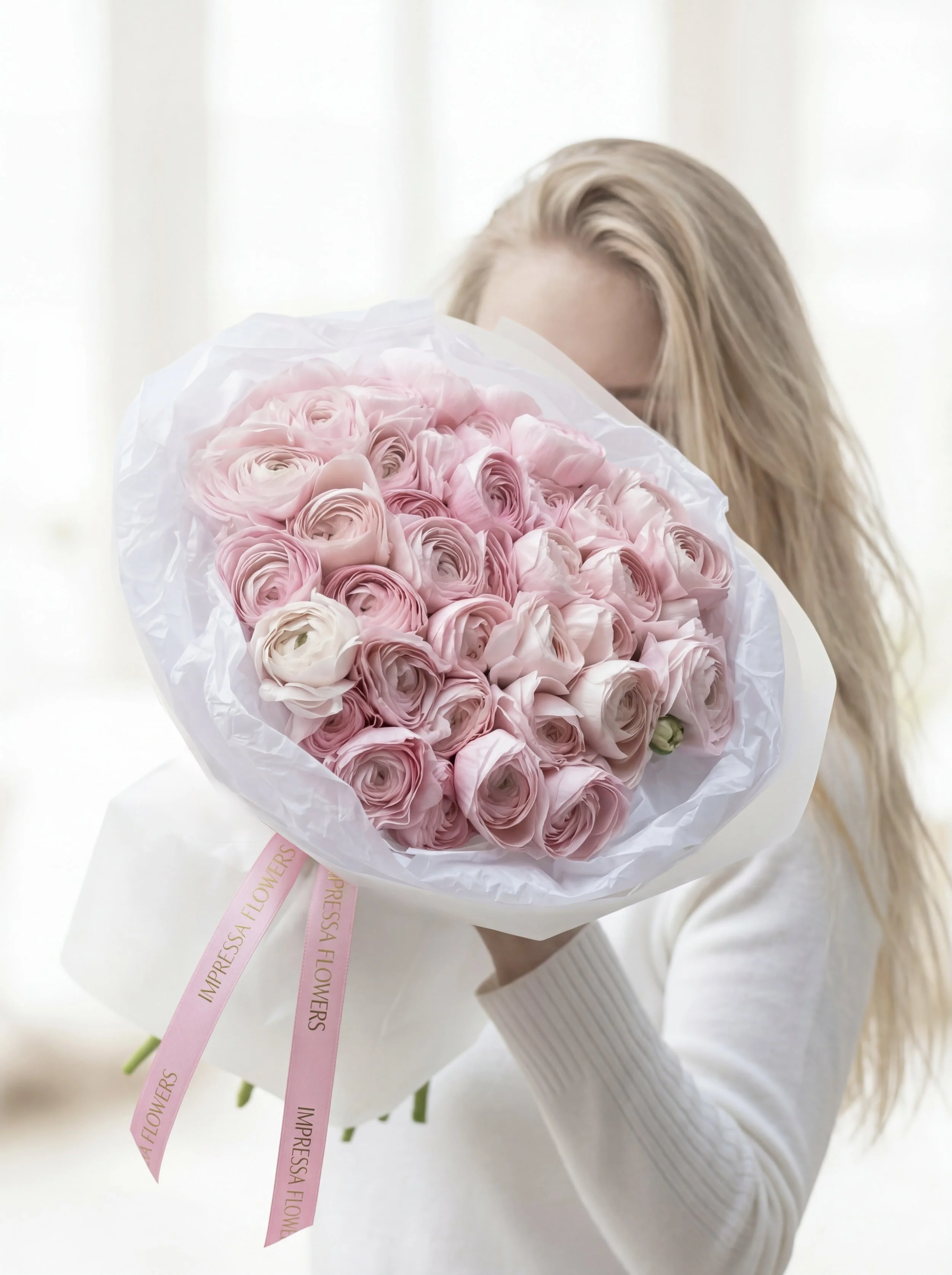 Pink Ranunculus Bouquet "The Parisian Garden"
