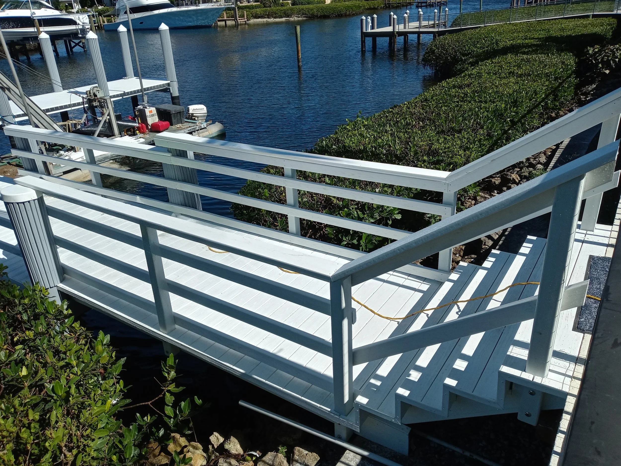 Dock access to boat lift