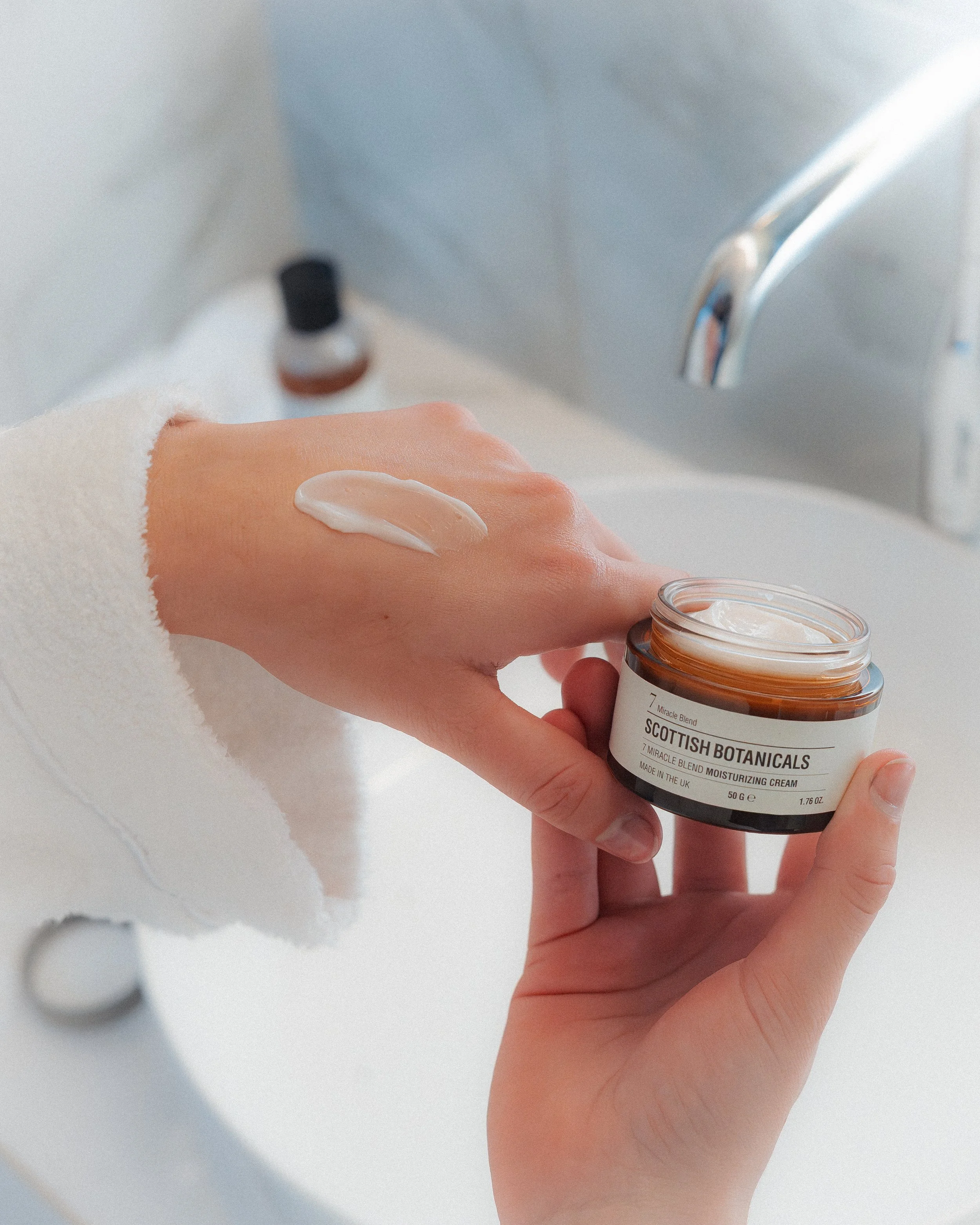 SCOTTISH BOTANICALS-11.jpg