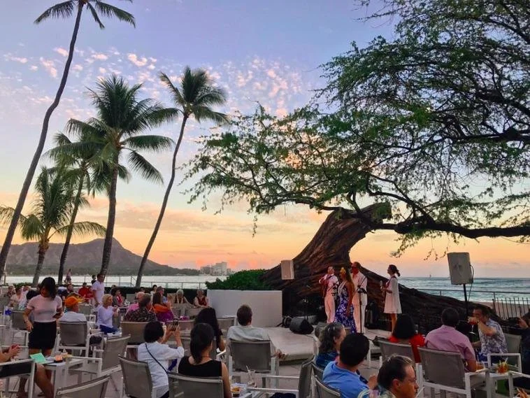 waikiki-entertainment.jpg