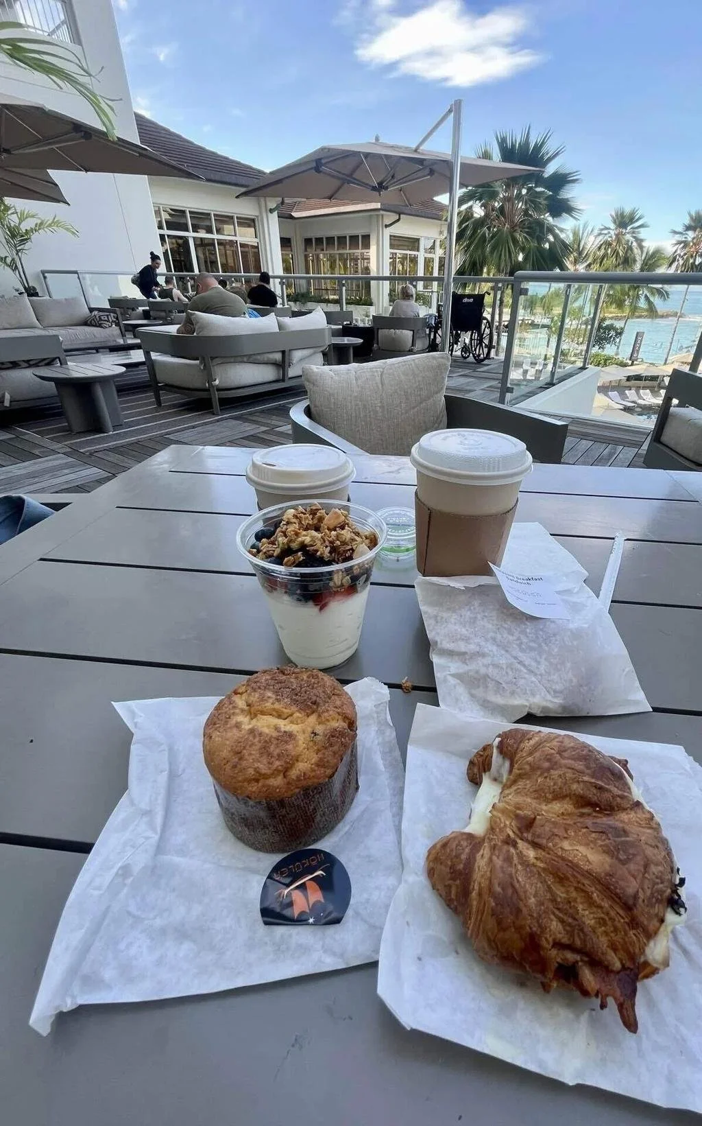 oahu-pastries-coffee.jpg