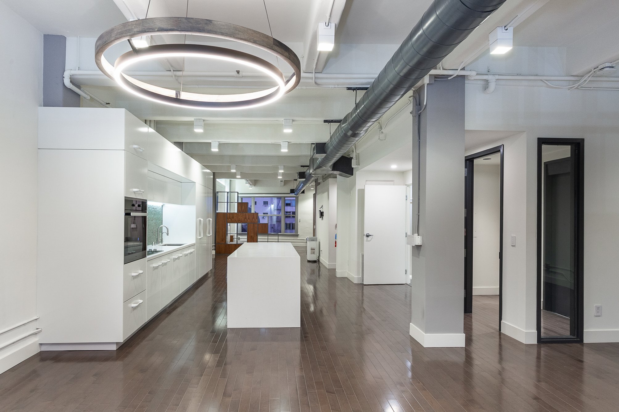 Gloss White RTF | Slab Door | Frameless