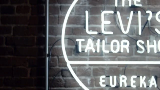 Levi's :: Vernon Davis :: #LiveInLevis