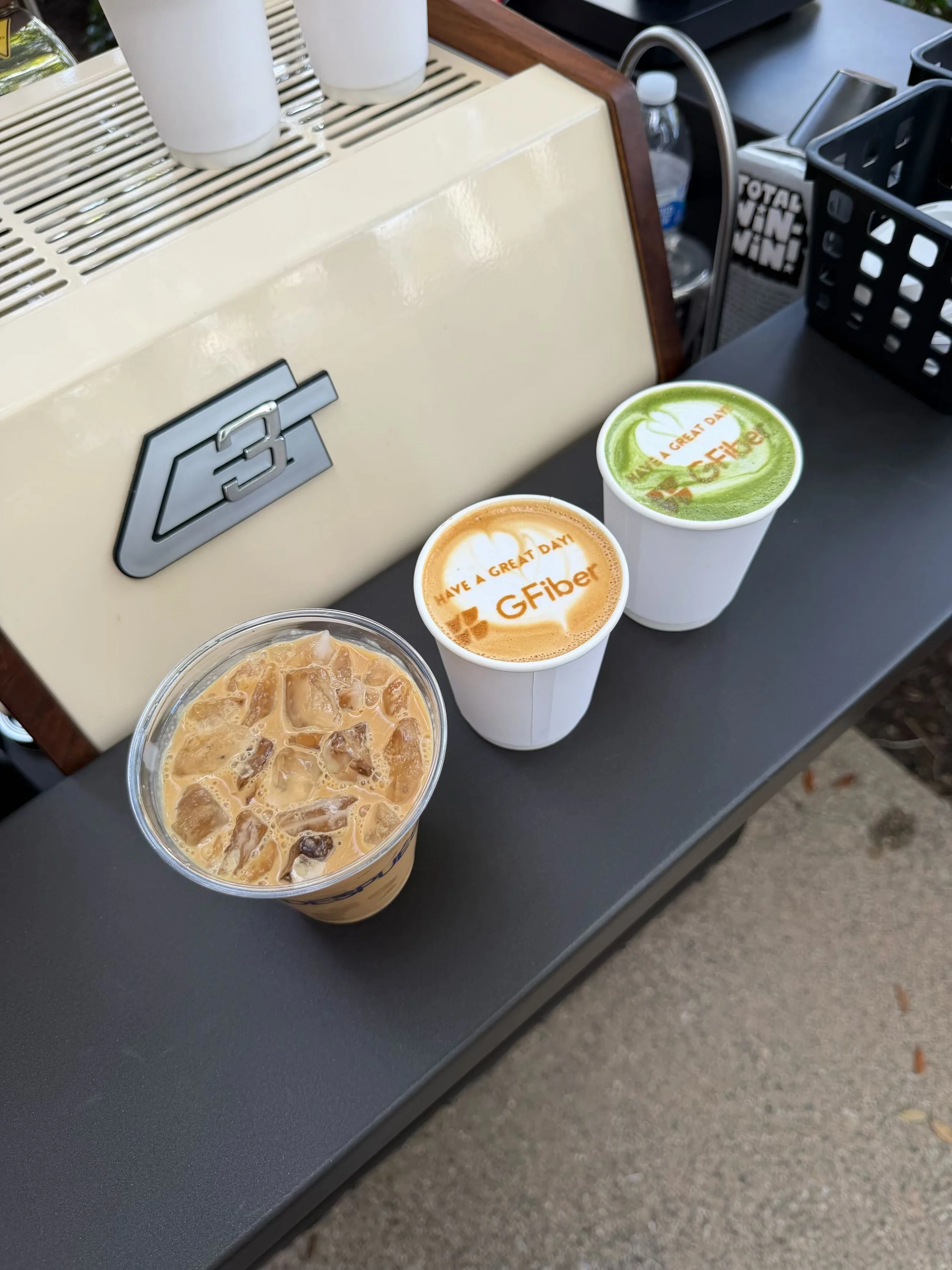 Custom branded lattes and matcha for a Gfiber brand activation in Irvine, ca by Después Coffee