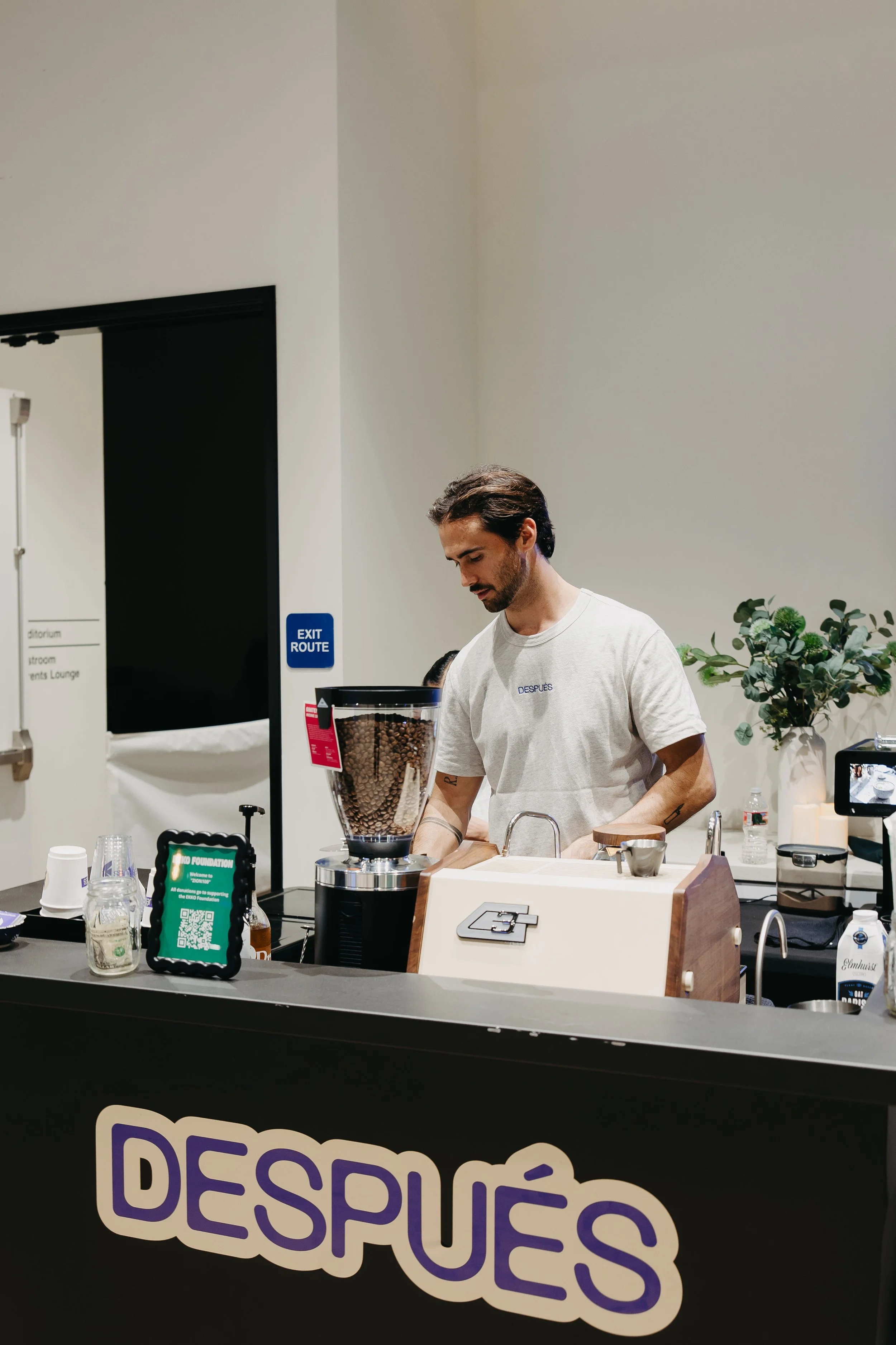 coffee cart catering and coffee catering in orange county, OC, coffee cart in LA, professional event baristas